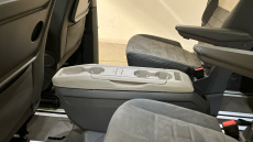 Volkswagen Multivan 2.0 TDI Style 5dr LWB DSG Diesel Estate